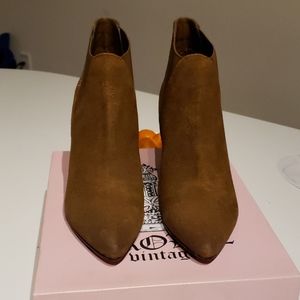 Brown Crown Vintage boots